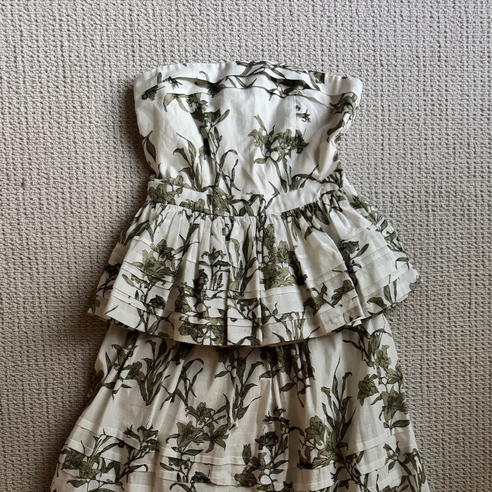 Hunter Bell Vera Top Green Lily Pattern